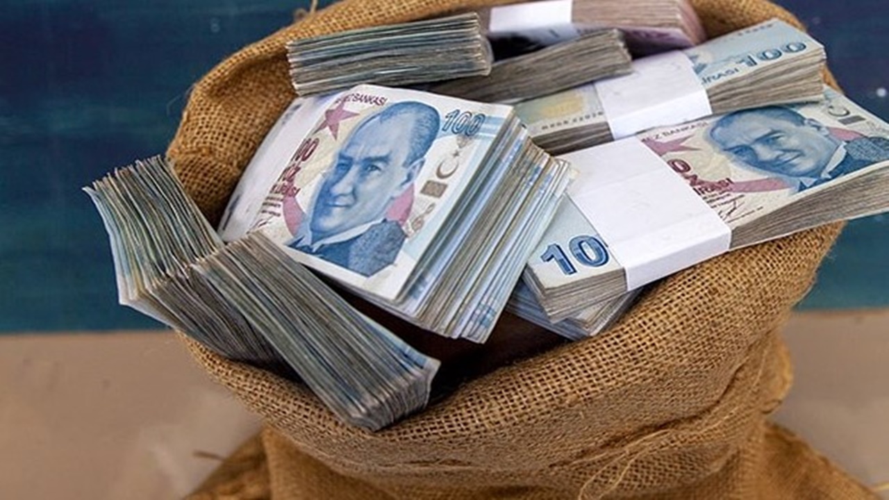 Halkbank esnafın nakit ihtiyaçlarına 500 bin TL ile çözüm sunuyor