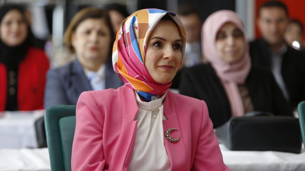 Aile ve Sosyal Hizmetler Bakanı Mahinur Özdemir Göktaş duyurdu: Milyarlarca Liralık Destek Ödemesi Başladı!